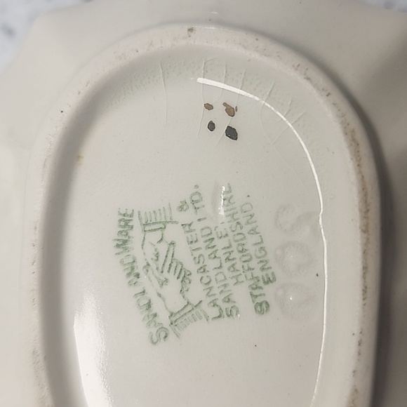 Staffordshire Sandland Ware Pottery Creamer and Sugar - Picture 5 of 8